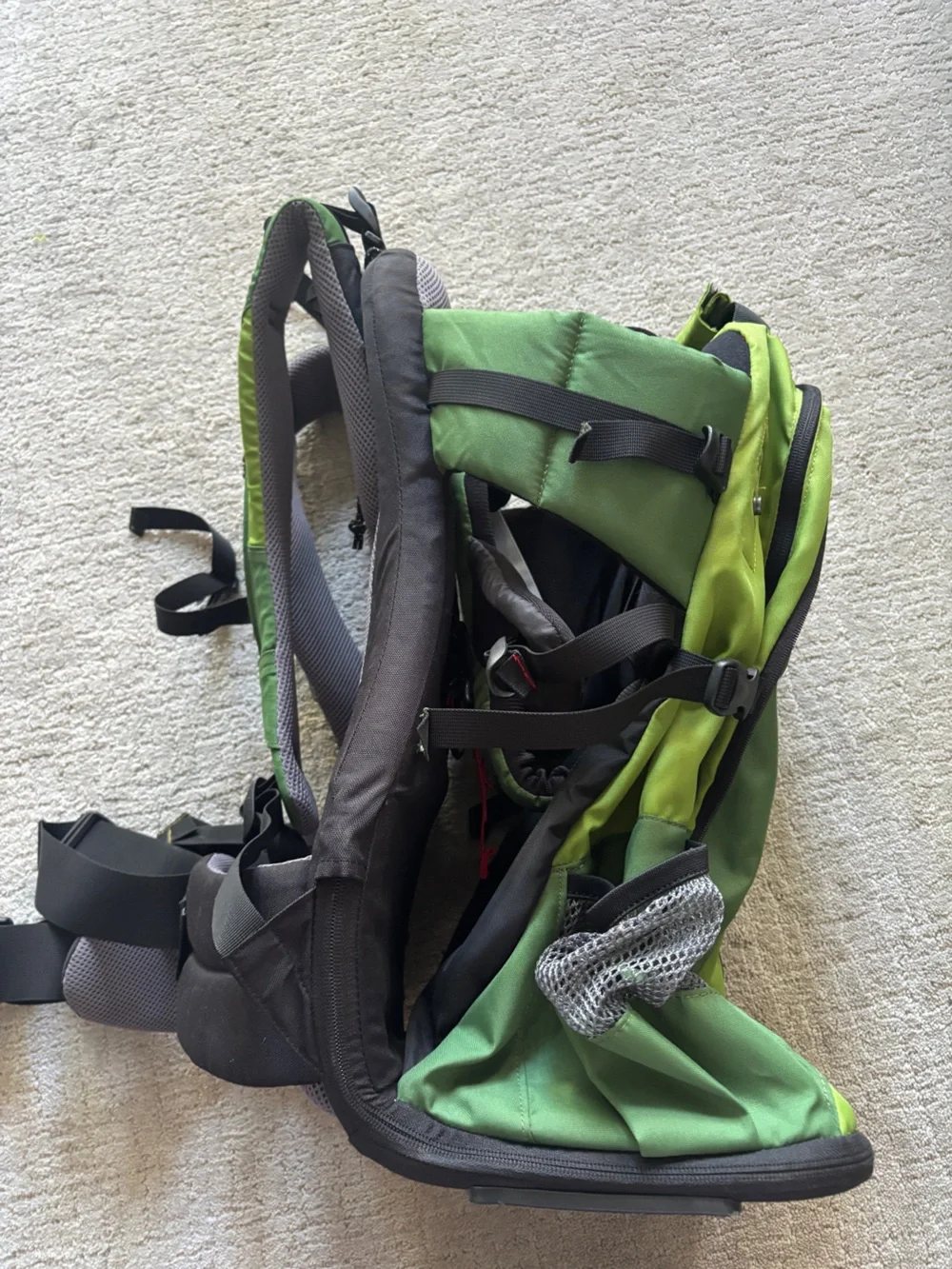 Kelty Kids hiking carrier & Backpack for babies/toddlers